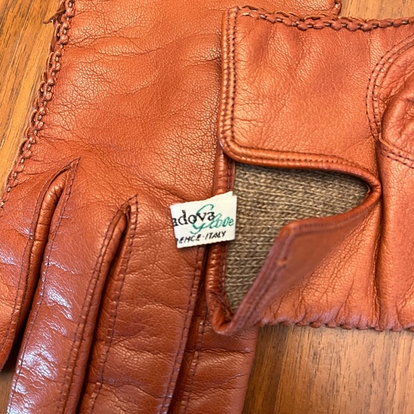 Italian Leather gloves- From Florence - Picture 4 of 8